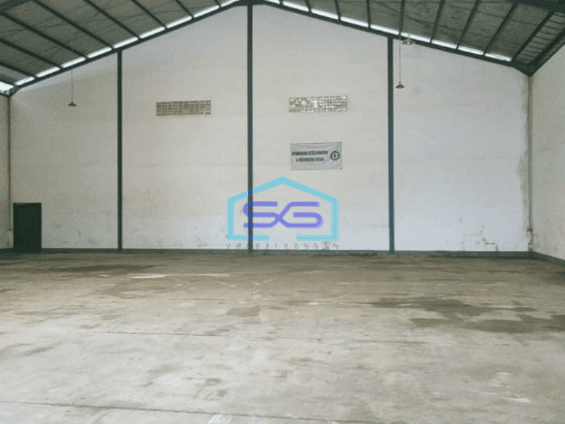 Disewakan Gudang Siap Pakai di Komplek Cosmo Bizland Alang Alang Lebar Palembang LT 1000m2