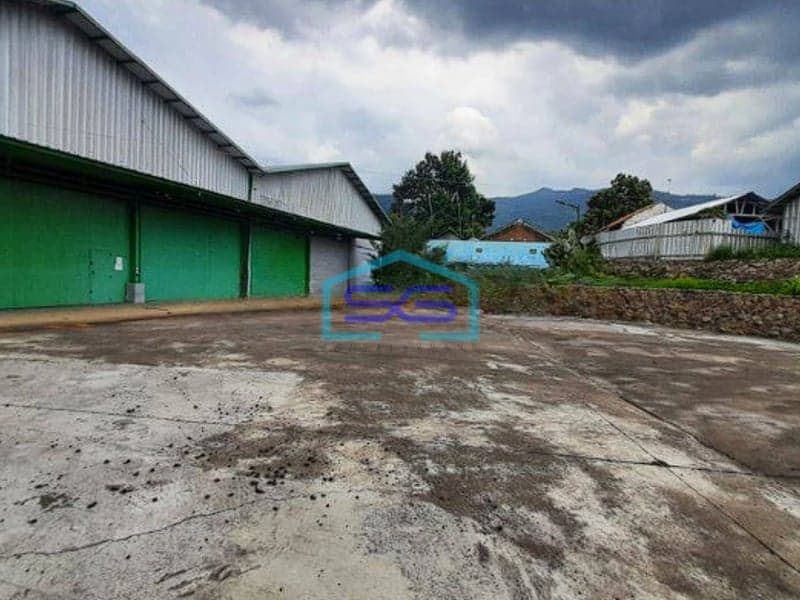 Dijual Pabrik Gudang Produktif Bangunan Baru Mainroad Rancaekek Bandung LT 7200m2