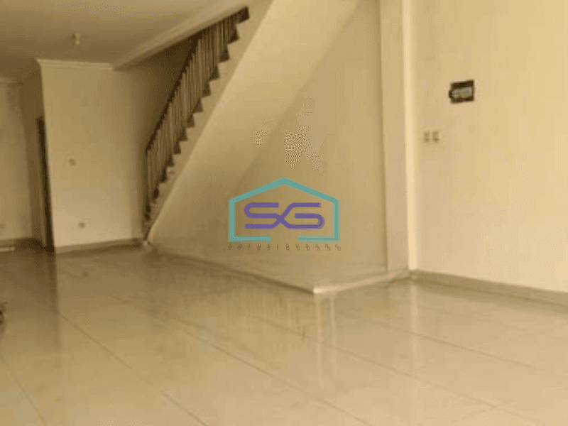 Dijual Ruko Ada Lift Barang Luas Bangunan  500 m² di Green Lake City Jakarta Barat