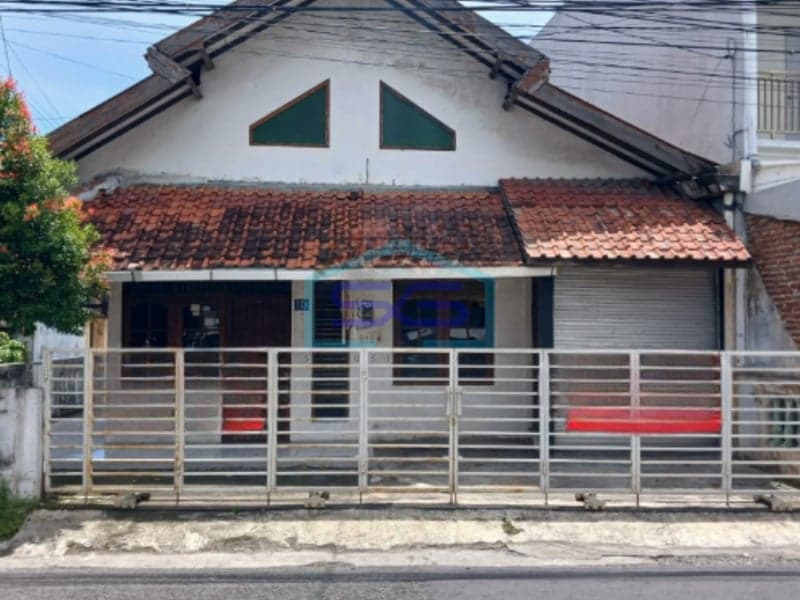 Disewakan Ruang Usaha Cocok Untuk Kantor Atau Usaha di Sleman Yogyakarta Luas Bangunan 100m2