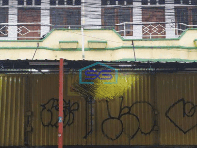 Disewakan Ruko Lokasi Strategis di Duren Sawit Jakarta Timur Luas Tanah  140 m²