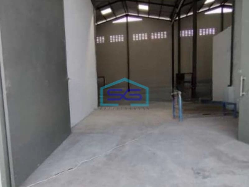 Disewakan Gudang Ada Kantor Luas Tanah  288 m² Lokasi di Kosambi Tangerang