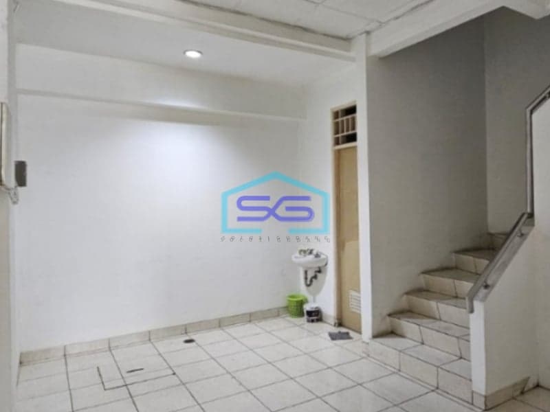 Disewakan Ruko Luas Bangunan  250 m² Lokasi di Jakarta Utara