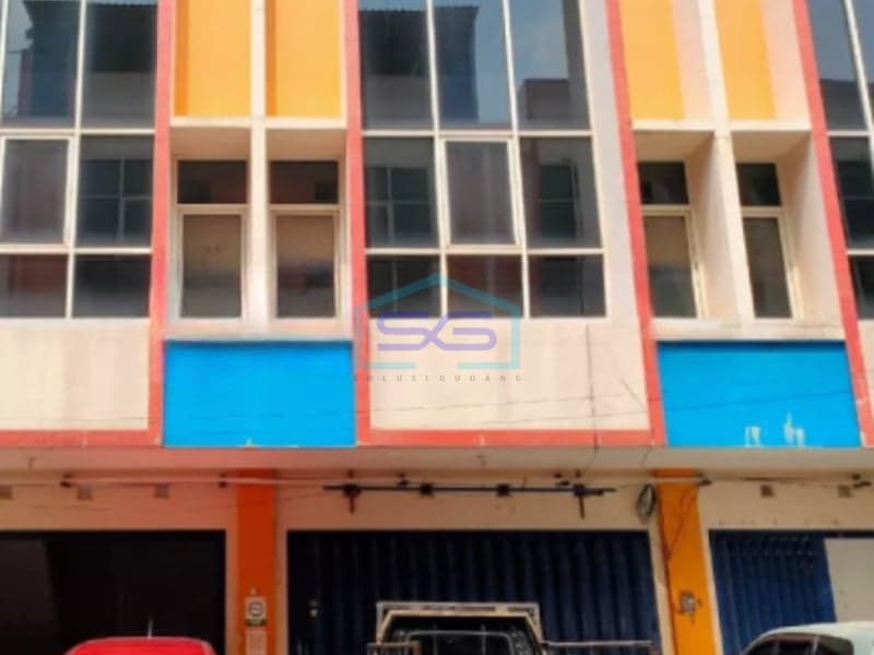 Disewakan Ruko Luas Bangunan 300 m² Lokasi di Wiyung Surabaya