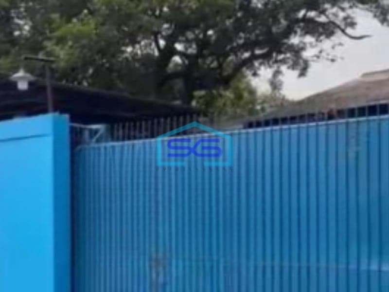 Disewakan Gudang Akses Container Luas Tanah 303 m² di Bekasi