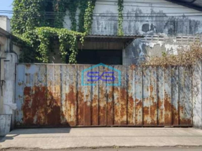 Dijual Gudang Kemlaten Baru Utara, Akses mudah, truk masuk, aman buat usaha Luas Bangunan  430 m²