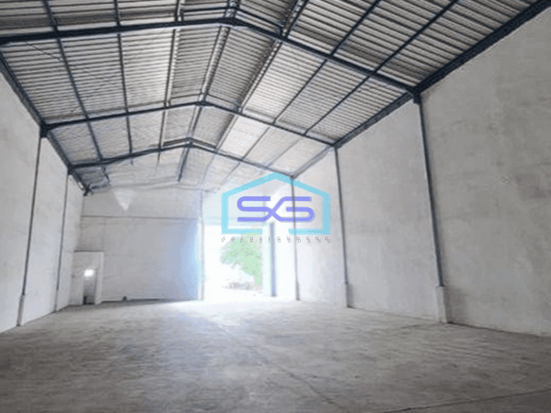 Disewakan gudang siap pakai di Jurumudi Daan Mogot