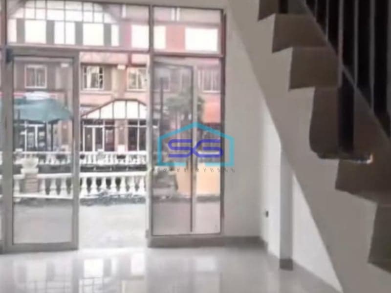 Dijual Ruko Lariviera 3 Lantai Pantai Indah Kapuk Jakarta Utara LB 202m2