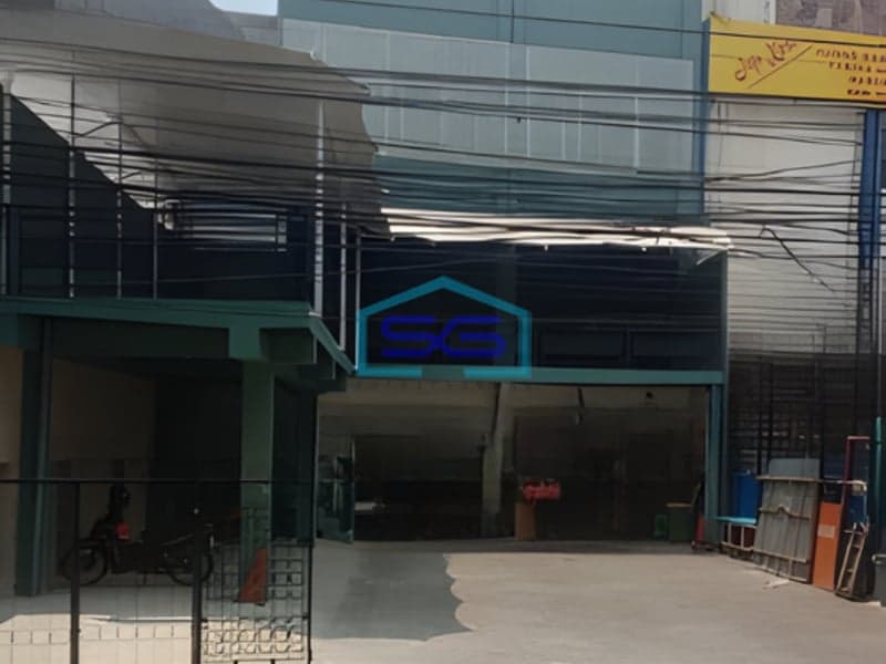 Disewakan Ruang Usaha di Cempaka Putih Jakarta Pusat Parkir Mandiri Luas LB 124m2