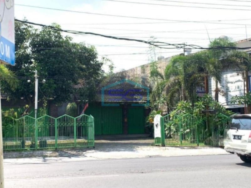 Dijual Ruko di Pinggir Jalan Raya Bangunharjo, Bantul Yogyakarta LT 1402m2