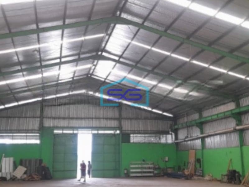 Dijual Gudang Ada Kantor Area Parkir dan Mess di Ranca Iyuh Deraham Jambe Tangerang LT 1200m2