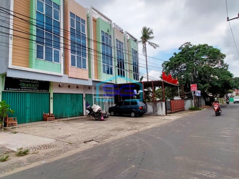 Dijual Ruko 3 Lantai Siap Pakai dengan Lokasi Strategis di Jalan Seduduk Putih Palembang LB 144m2