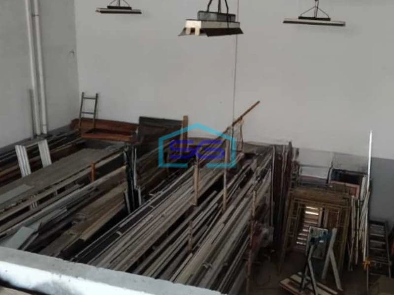 Dijual Gudang Akses Container Luas Bangunan 162 m² Lokasi Bebas Banjir di Cakung Jakarta Timur