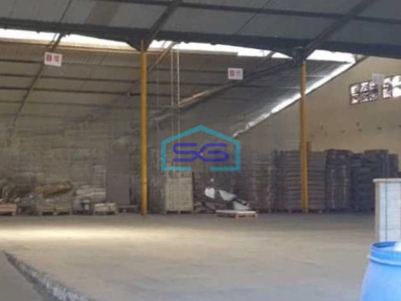 Disewakan Gudang Luas Bangunan  13000 m² Lokasi Surabaya