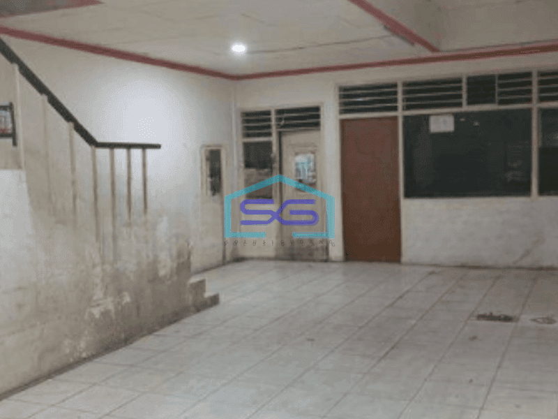 Disewakan Ruko 2 Lantai di Pinggir Jalan Raya Pluit Jakarta Utara Luas Bangunan  220 m²
