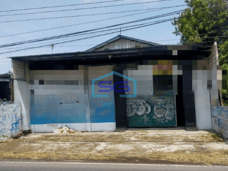 Disewakan Gudang Akses Container di Pinggir Jalan Raya Musaran Sragen Luas Bangunan 367 m²