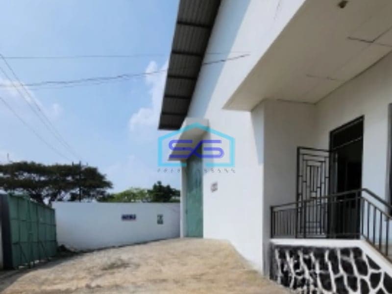Disewakan Gudang Bagus Bersih Terawat Luas Tanah 2400m2 di Kawasan Industri Candi Semarang