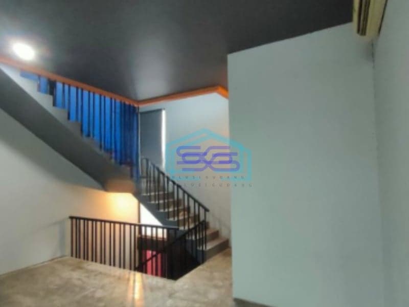 Disewakan Ruko 3 Lantai + Rooftop di Puri Mutiara Cipete Jakarta Selatan Luas Bangunan  260 m²