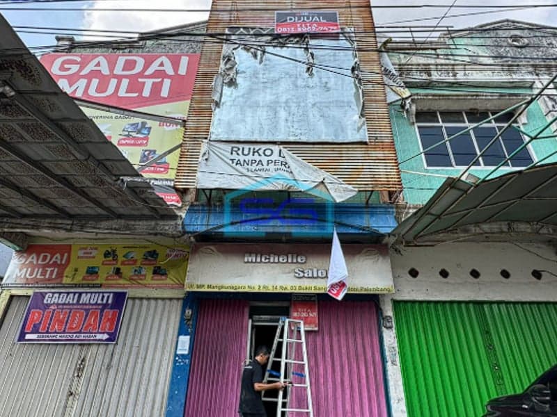 Disewakan Ruko 3 Lantai di Jalan MP Mangkunegara Kenten Palembang LB 288m2