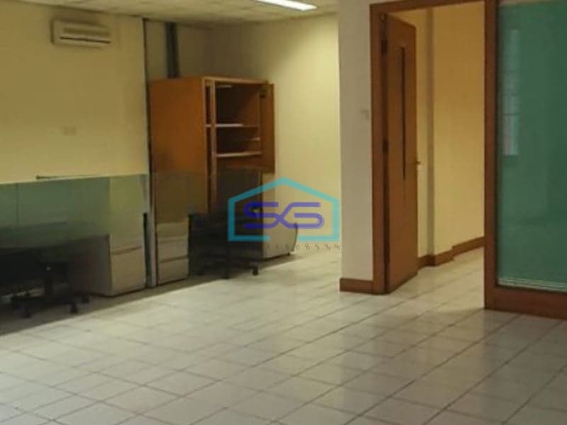 Disewakan Ruko Luas Tanah  134 m² Lokasi di Pluit Jakarta Utara