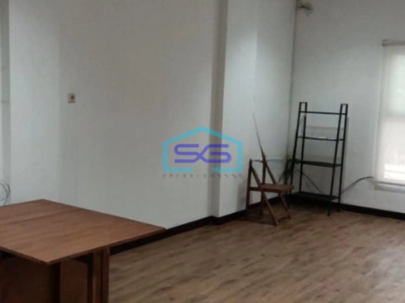 Dijual Ruko di di Hasyim Ashari Jakarta Pusat Sudah Renovasi HGB