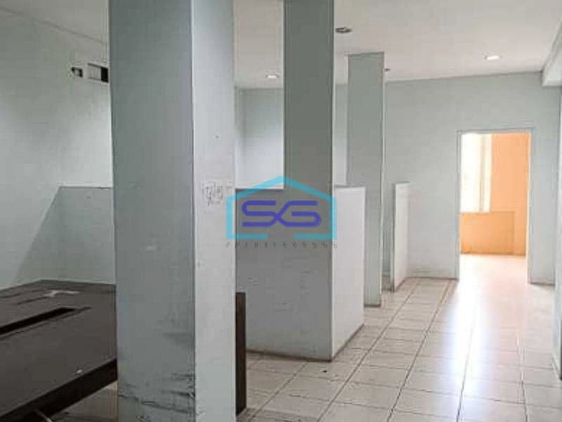 Disewakan Ruko Crown Palace Tebet, Jakarta Selatan Lokasi Strategis 4 Lantai LB 446m2