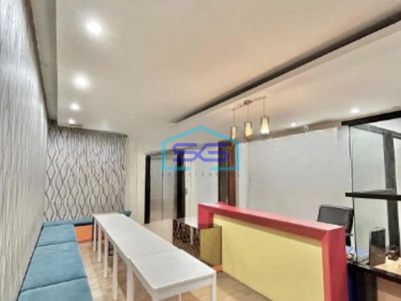 DiJual Ruang Usaha Multifungsi Surabaya Tengah Raya Diponegoro Luas Bangunan  1500 m²