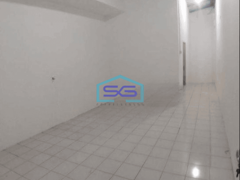 Disewakan Gudang Siap Huni Lokasi Pinggir Jalan Utama Cakung Jakarta Timur LT 5000m2