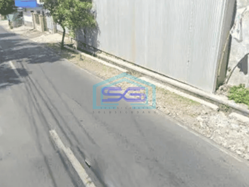 Dijual Tanah Pekarangan ada bangunan di strategis di pinggir jalan raya Banjarsari, Solo