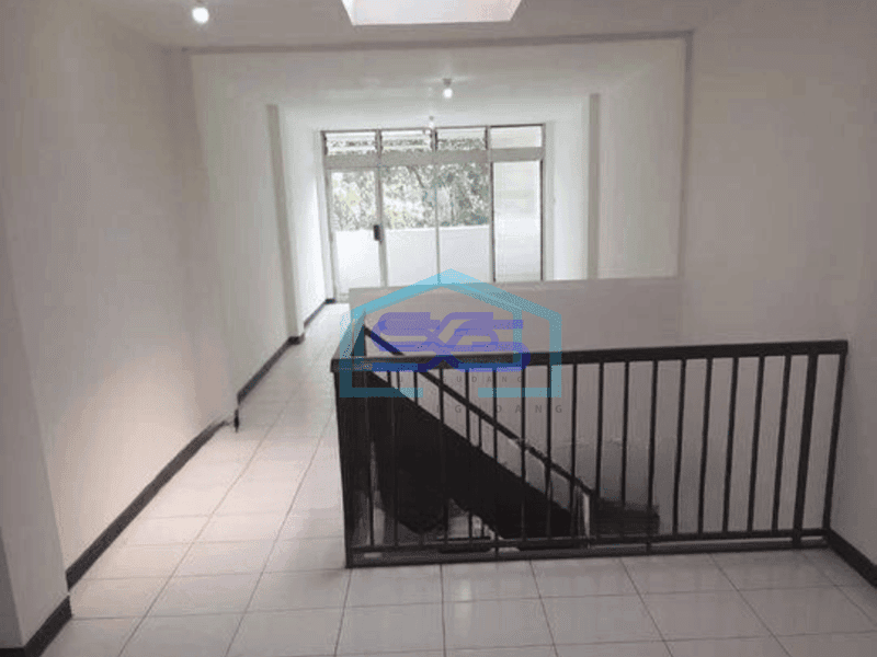 Disewakan Ruko 3 Lantai di Cicadas Bandung Jawa Barat