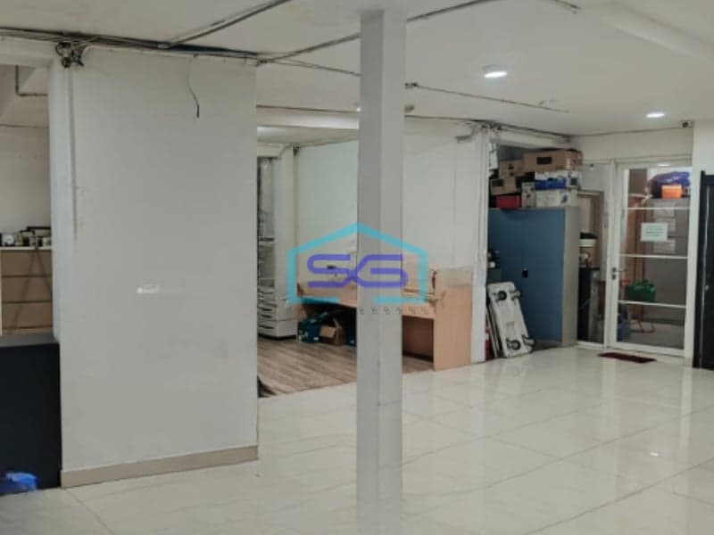 Dijual Ruko Di Kebayoran Baru Jakarta Selatan di Pinggir Jalan Utama LB 452m2
