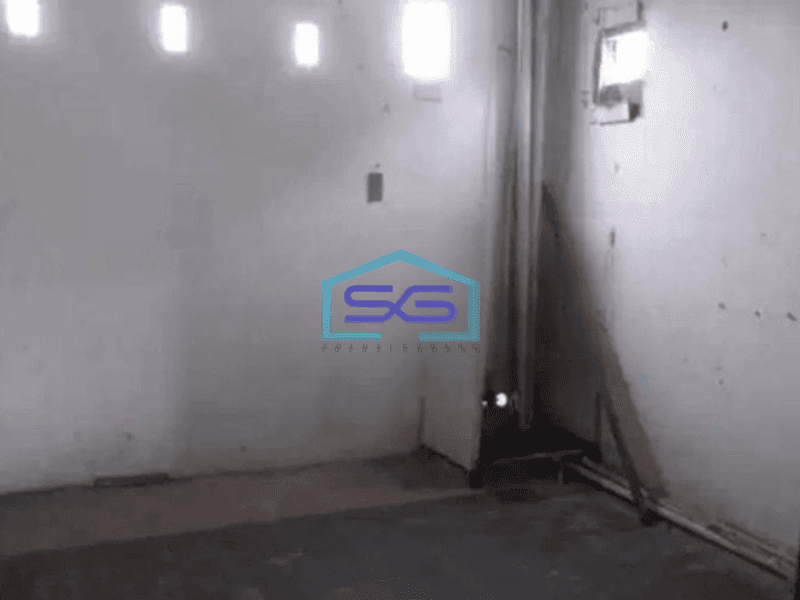 Disewakan Gudang Siap Pakai Luas Bangunan 179 m² Lokasi Strategis di Kalideres Jakarta Barat