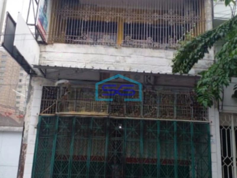 Dijual Ruko di Jl. Wahid Hasyim Semarang kota, Sudah Renovasi, SHM LB 180m2
