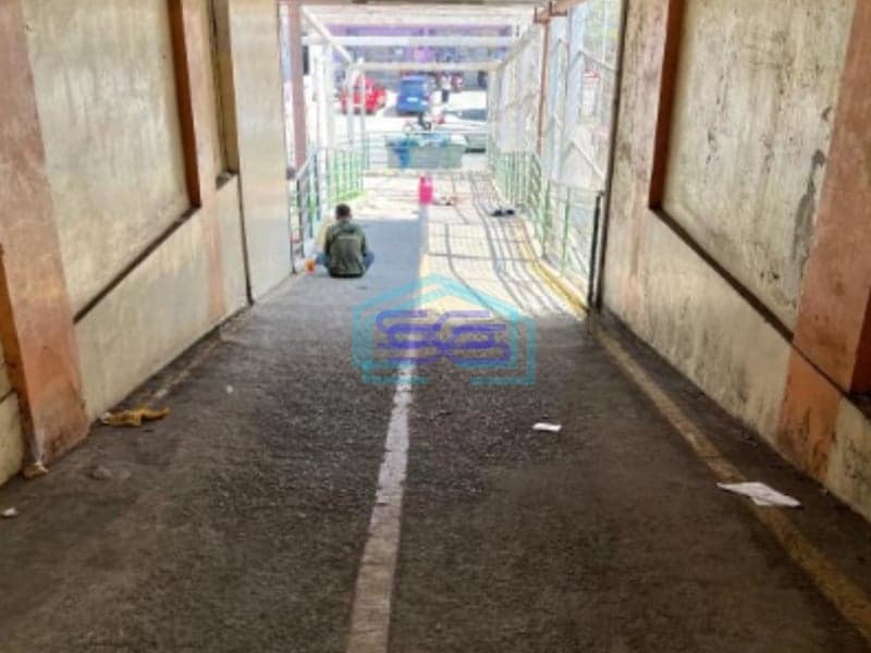 Disewakan Ruang Usaha 3 Lantai Di Jalan Siliwangi Cirebon