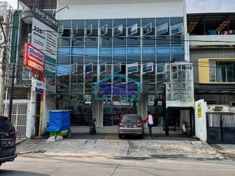 Dijual Ruko Gandeng Di Muara Karang Raya Jakarta Utara LT 300 m² Unfurnished