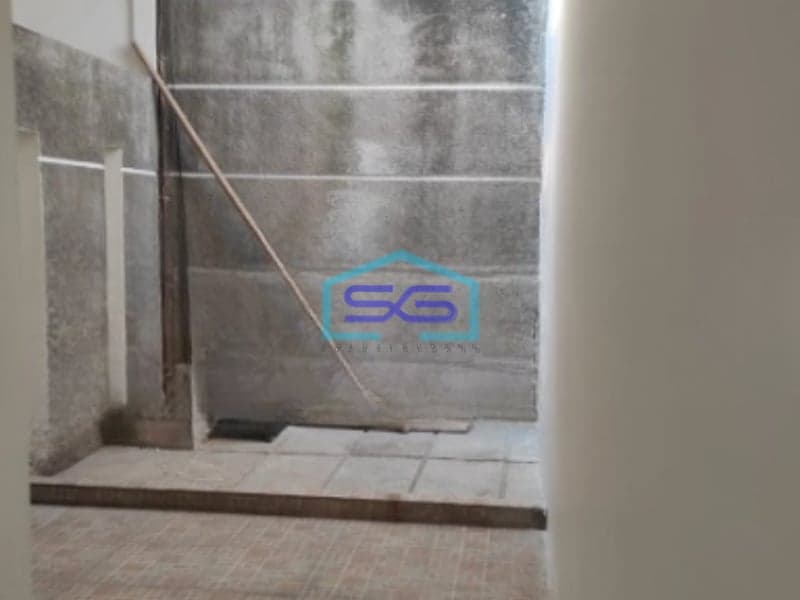 Disewakan Ruang Usaha Bebas Banjir Lokasi Pinggir Jalan Raya Karawaci Tangerang