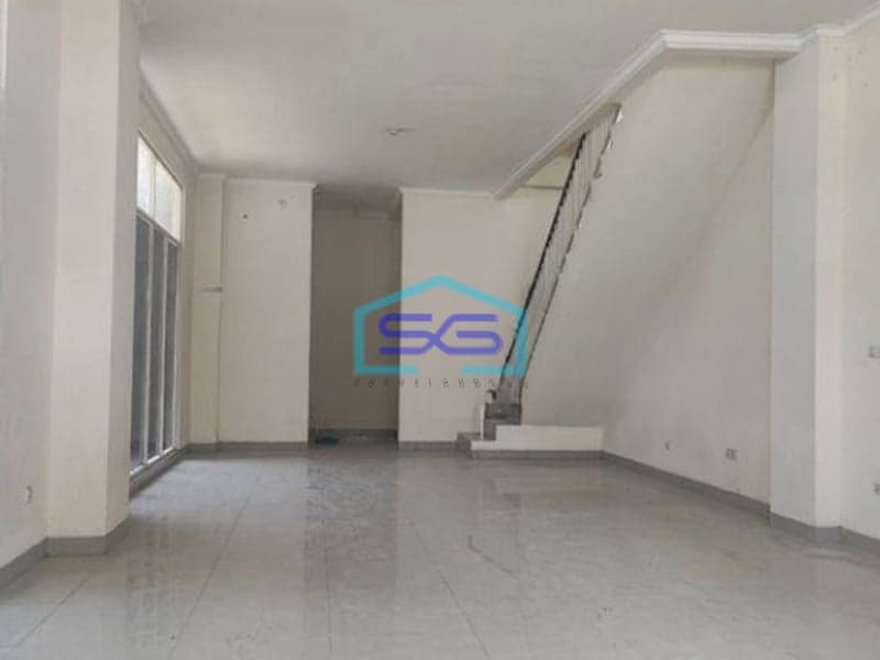 Disewakan Murah Ruko Crown Green Lake City Jakarta Barat 4 Lantai