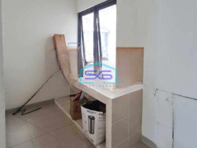 Disewakan Ruko Bebas Banjir 2 Lantai Luas Bangunan 208 m² Lokasi Gading Serpong Tangerang