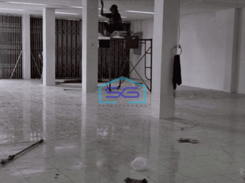 Disewakan ruko gandeng 3 lantai parkiran luas di Gatot Subroto Barat Denpasar Bali