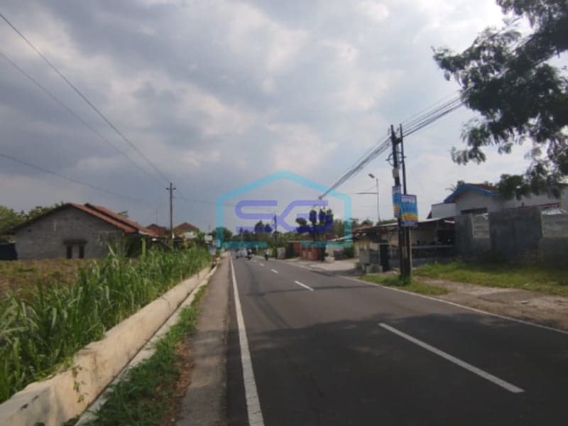 Land for Sale in Pandowoharjo, Sleman Land Area 2,107 sqm