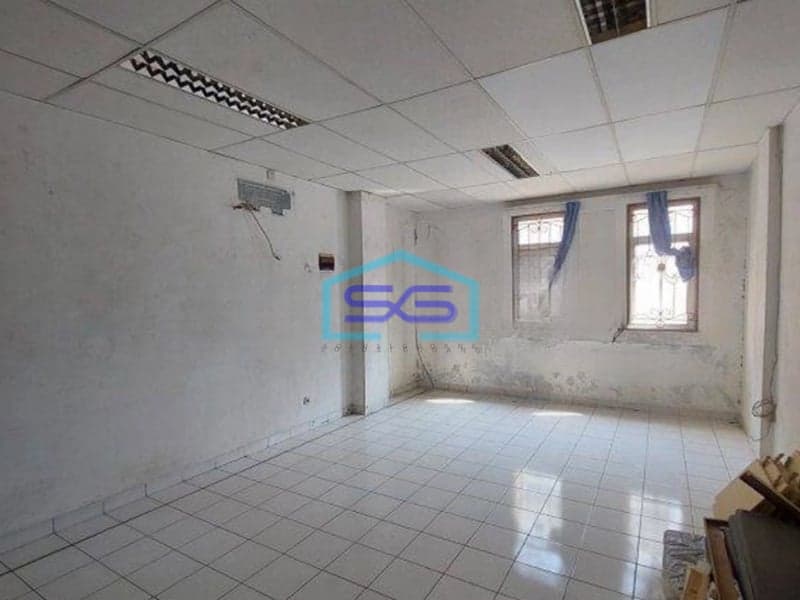 Dijual Ruko  4,5 Lantai Penjaringan di Permata Kota Jakarta Utara Luas 67m2
