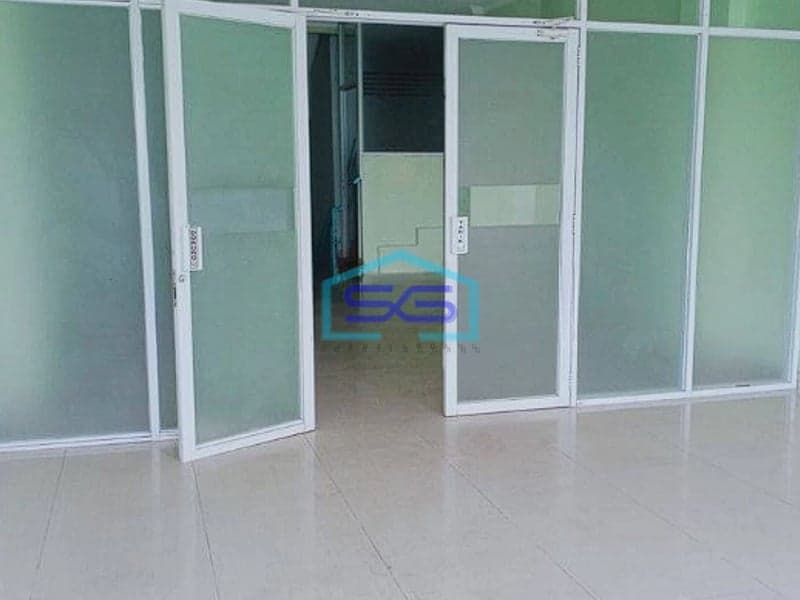 Disewakan Ruko Gandeng 4 Lantai Lokasi di Muara Karang Jakarta Utara LB 640m2