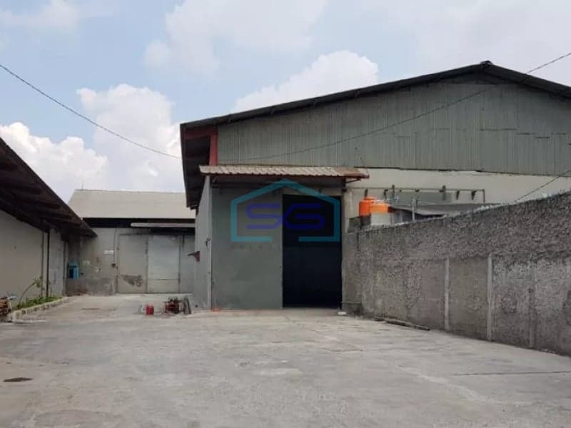 Disewakan gudang di pelumpang jakarta utara luas 800m,1800m, 500m dan 200m
