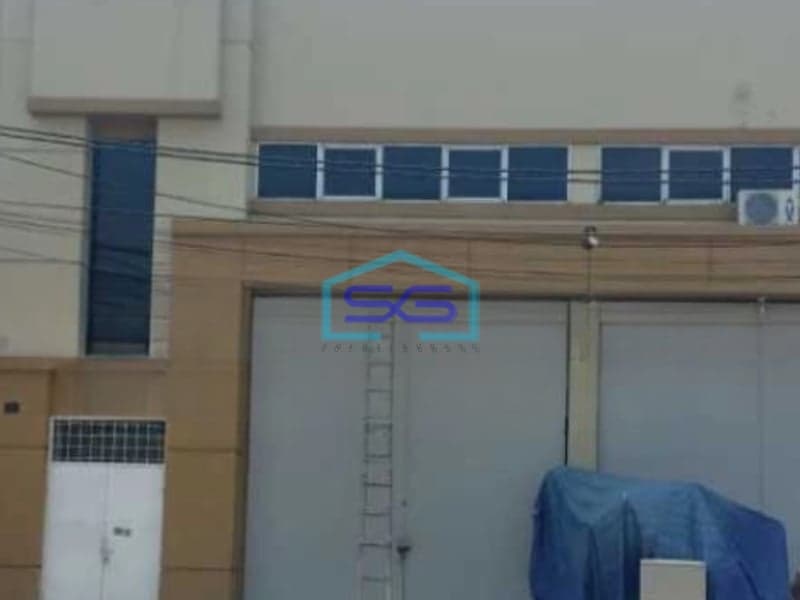 Disewakan Gudang Ada Kantor Luas Bangunan  350 m² Lokasi Bebas Banjir di Jakarta Barat