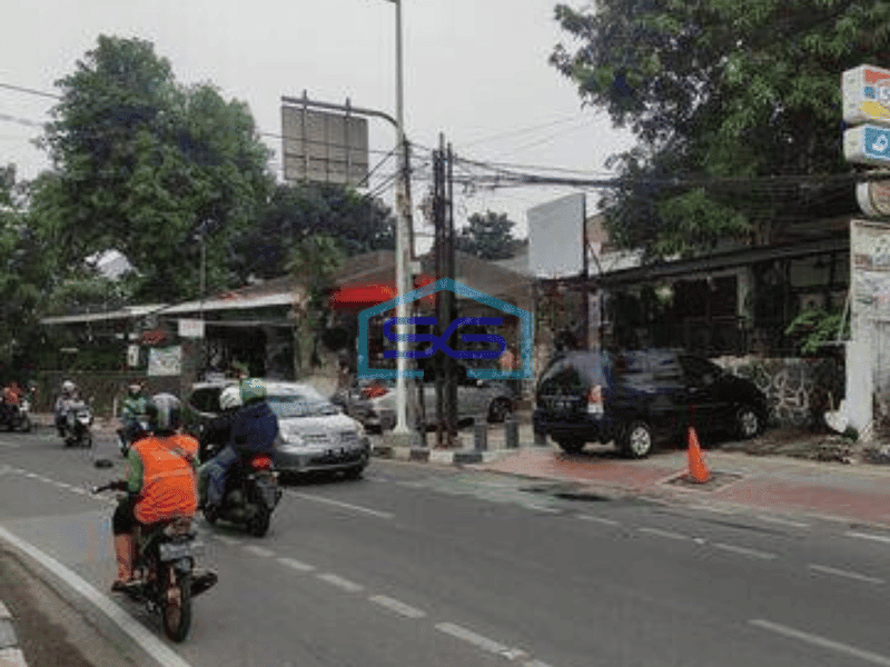 Disewakan Ruko Cocok Untuk Usaha Parkiran 8mobil di Pinggir Jalan Tebet Jakarta Selatan