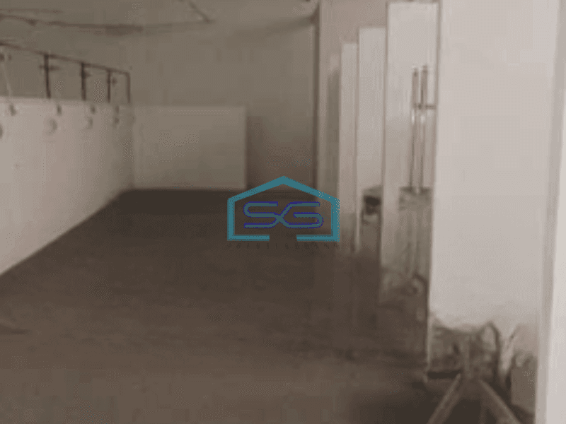 Disewakan Ruang Usaha Luas Bangunan 465 m² Lokasi Surabaya Kota