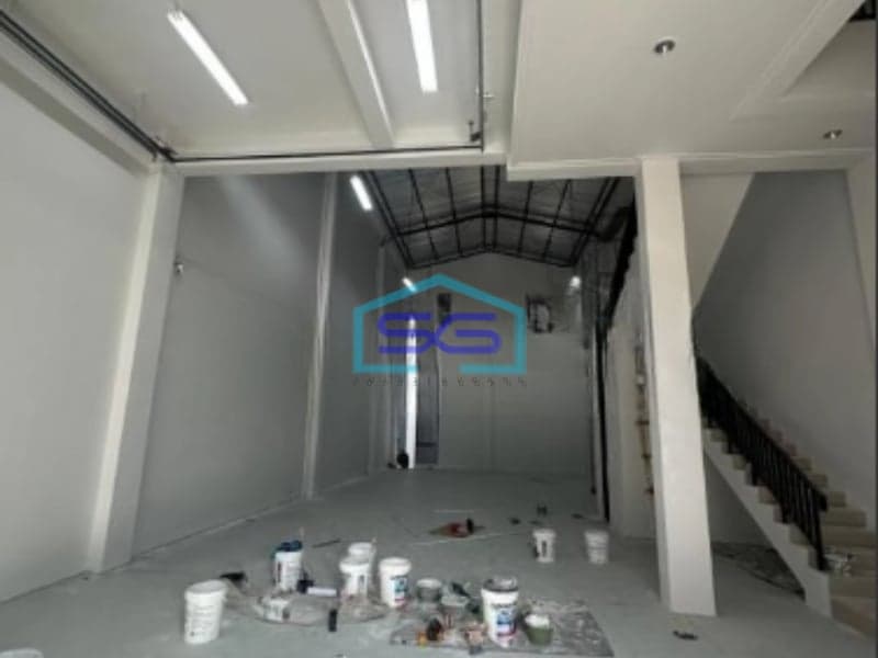 Disewakan Gudang Bizpark PIk 2 Jakarta Utara Luas Bangunan  360 m²