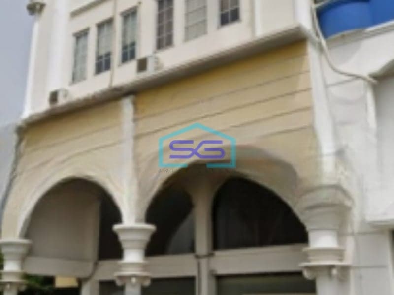 Disewakan Ruko Lokasi Strategis Luas Bangunan 270 m² Lokasi Kebayoran Baru Jakarta Selatan