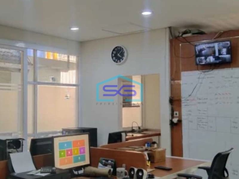 Dijual Gudang dengan Perkantornya Bagus dan Siap Pakai di Kaliabang Bekasi Utara LT 1921m2