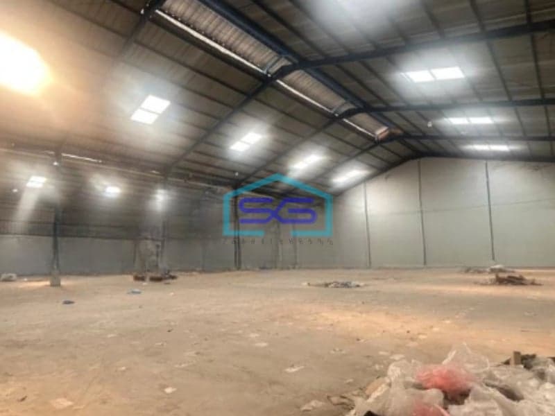 Disewakan Gudang Luas Bangunan 1350 m² Lokasi di Cipondoh Tangerang